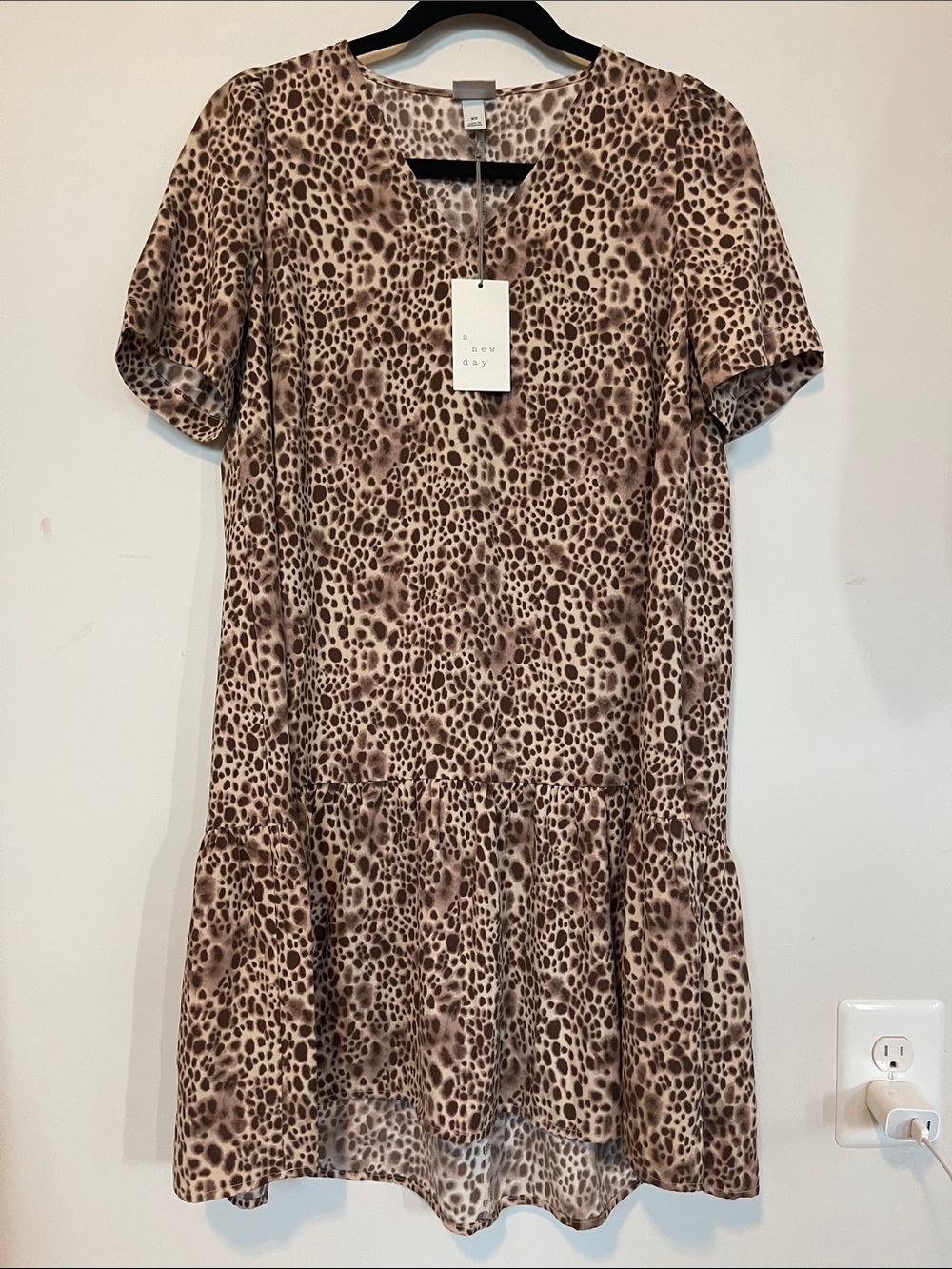 NWT A New Day leopard print v-neck dress Size XS